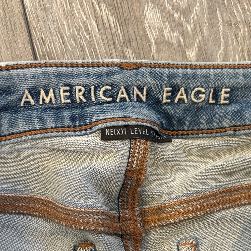 American Eagle Outfitters Ripped Skinny Jeans in Gray-Blue - Picture 2 of 4